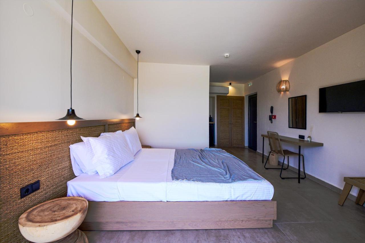 Elies Aesthetic Living Hotel Nea Iraklitsa ภายนอก รูปภาพ