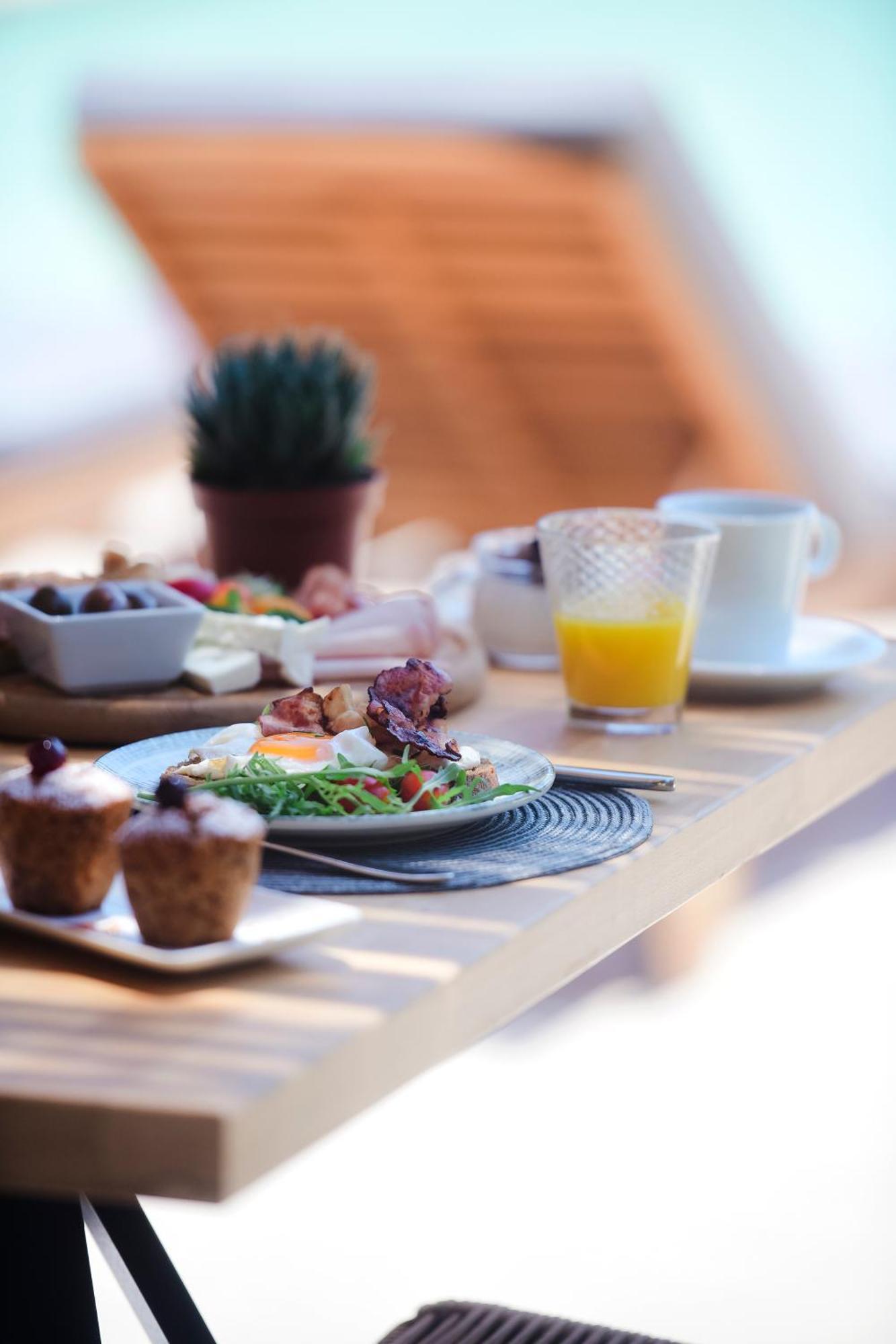 Elies Aesthetic Living Hotel Nea Iraklitsa ภายนอก รูปภาพ