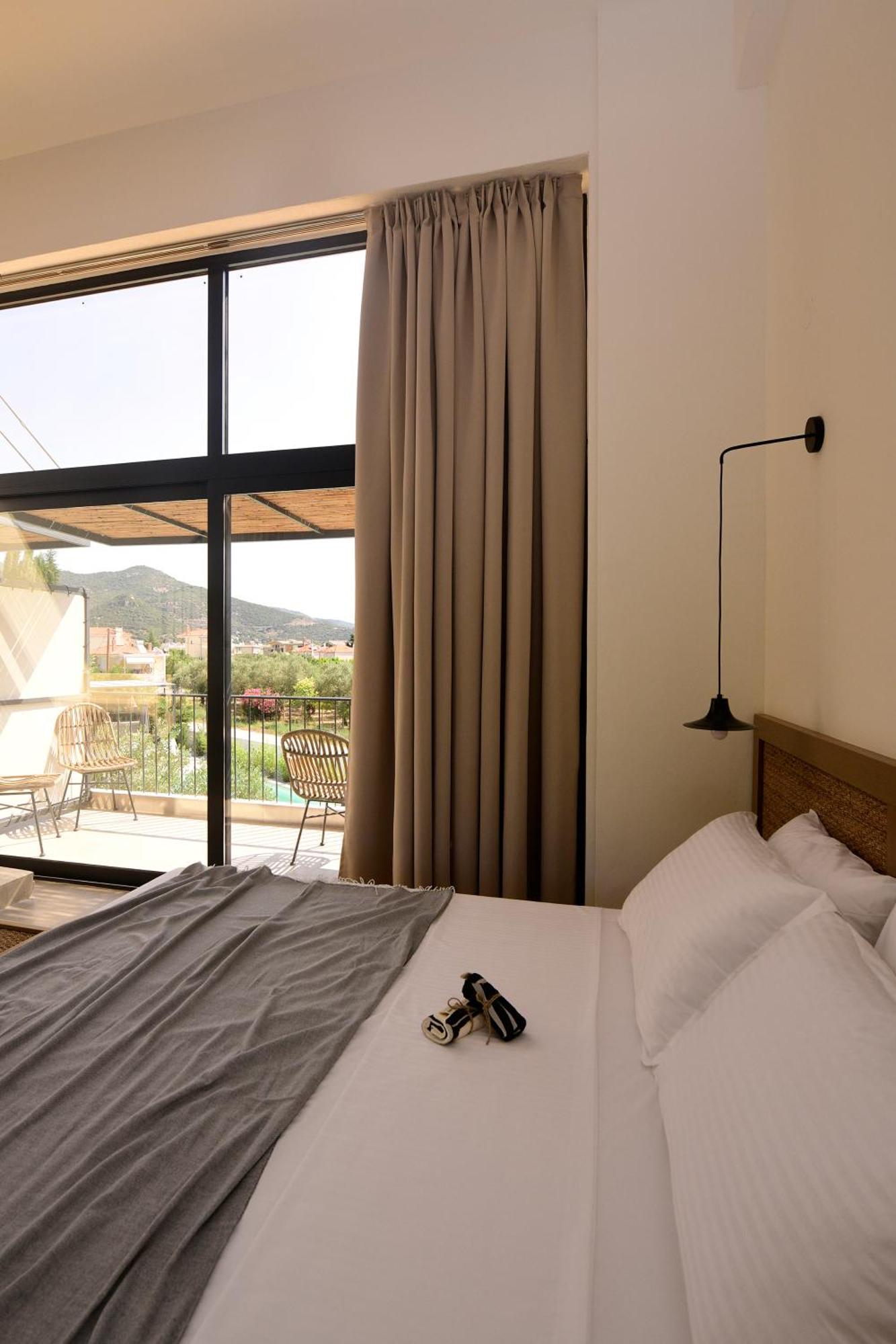 Elies Aesthetic Living Hotel Nea Iraklitsa ภายนอก รูปภาพ